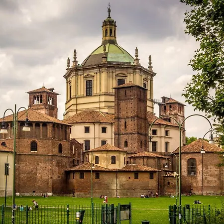 Luvi - Vigevano C Milan Exterior photo